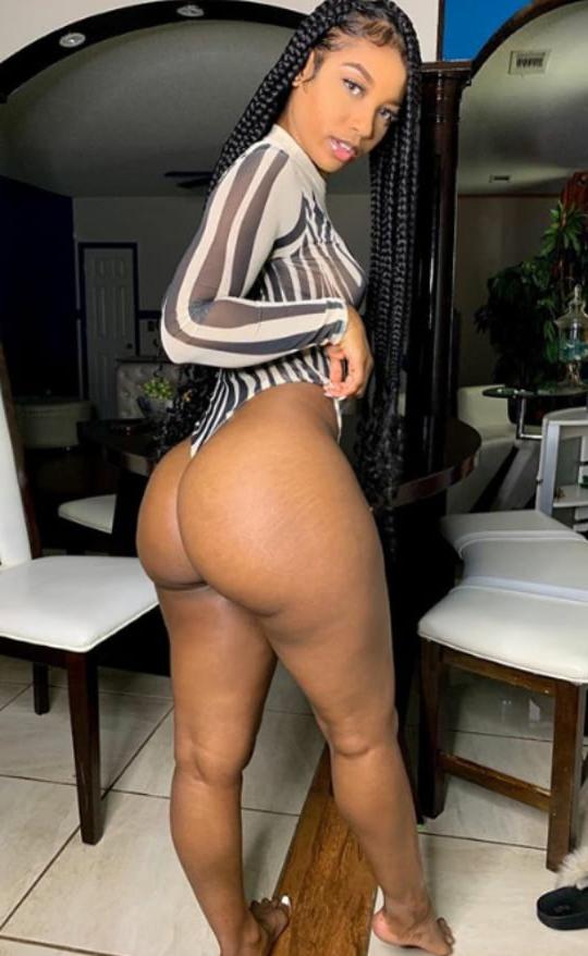 25P Slim thick girls #22