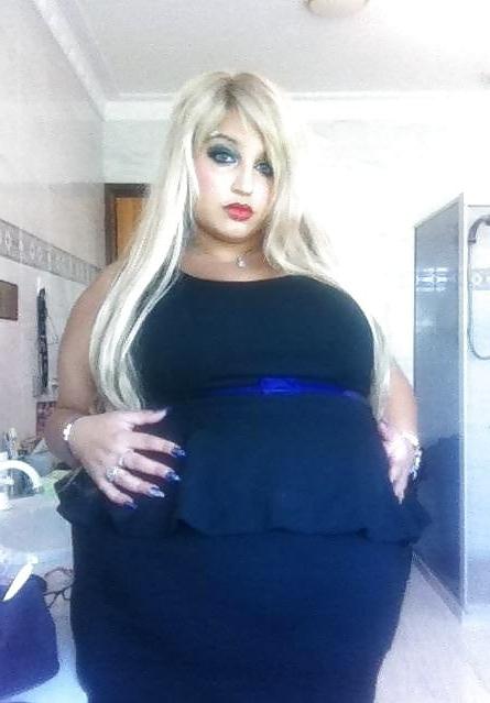 25P Fat Chicks With Deceptively Thin Faces 15