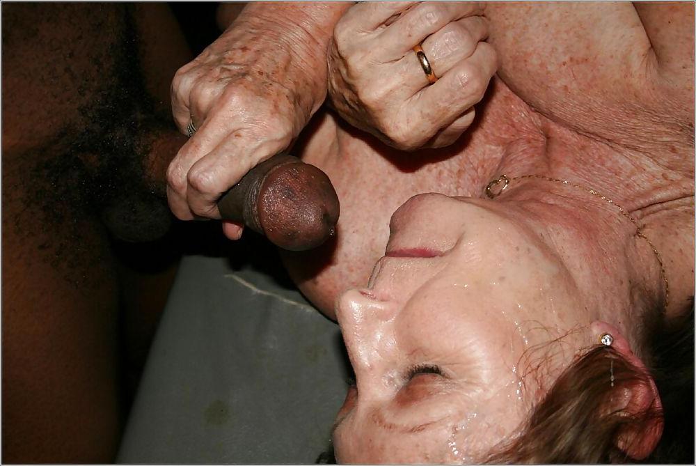 25P Horny Granny Love BBC