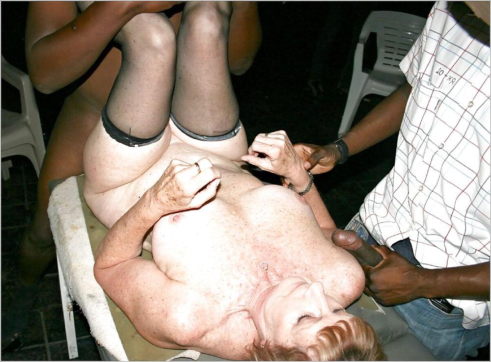 25P Horny Granny Love BBC