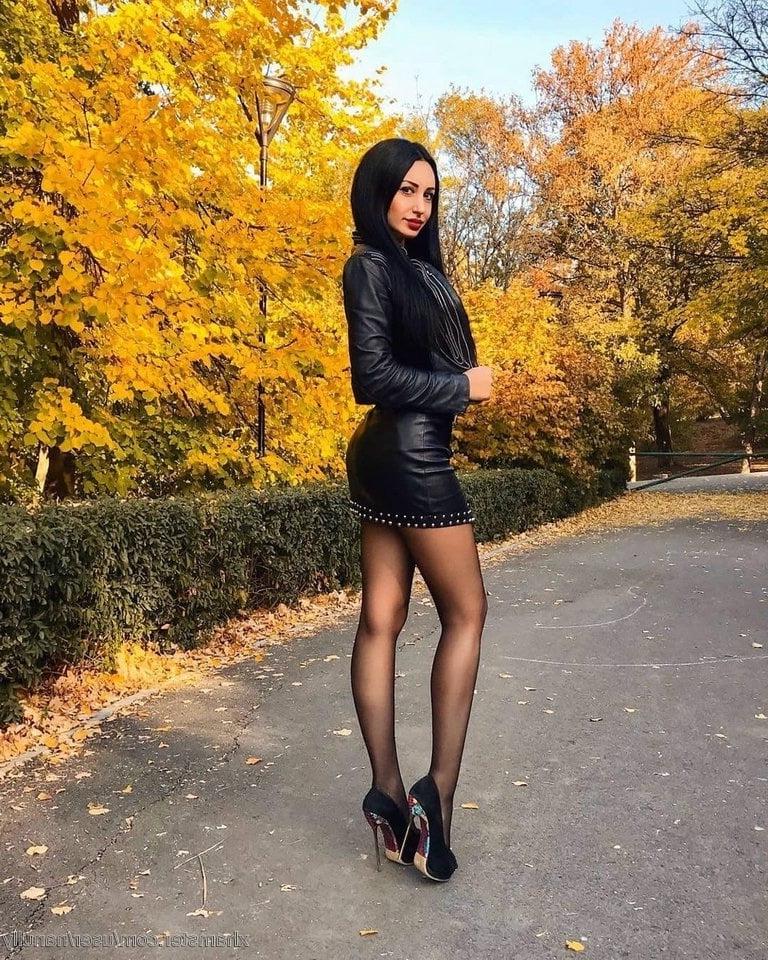 25P Girls in Pantyhose-Stocking - 128