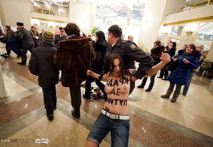 25P FEMEN - cool girls protest by public nudity - Part 3
