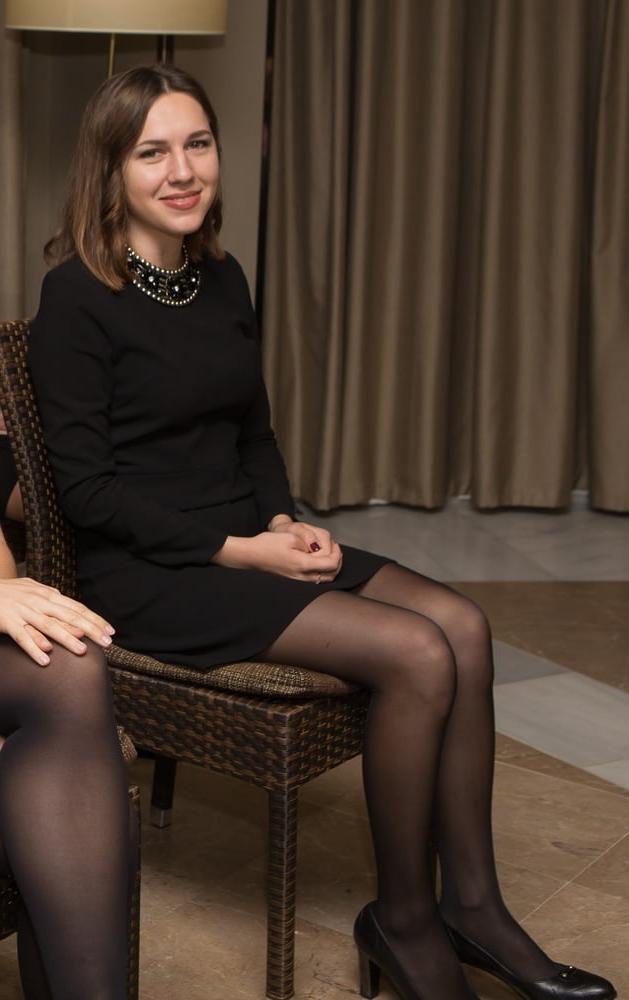 25P Spanish Graduation Girls in Pantyhose Part 2