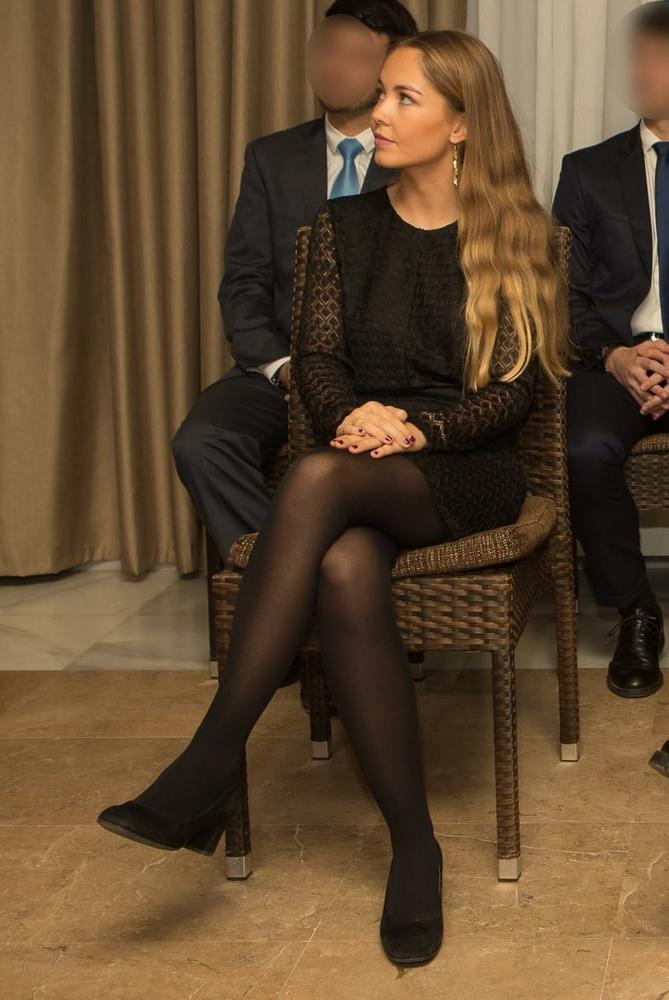 25P Spanish Graduation Girls in Pantyhose Part 2
