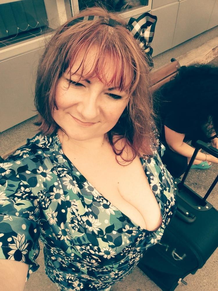 25P ROU ROMANIAN MILFS 63 MOM IS A FAT SLUT