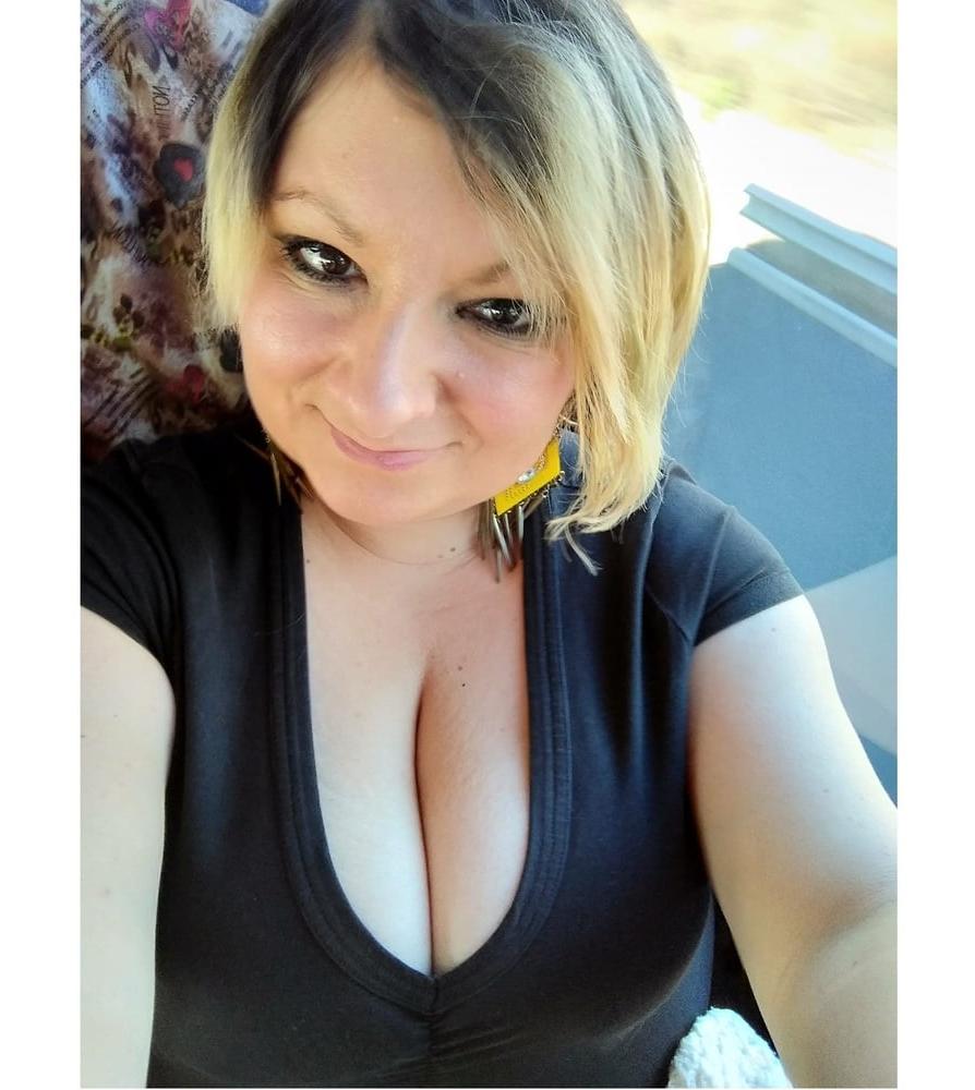25P ROU ROMANIAN MILFS 63 MOM IS A FAT SLUT