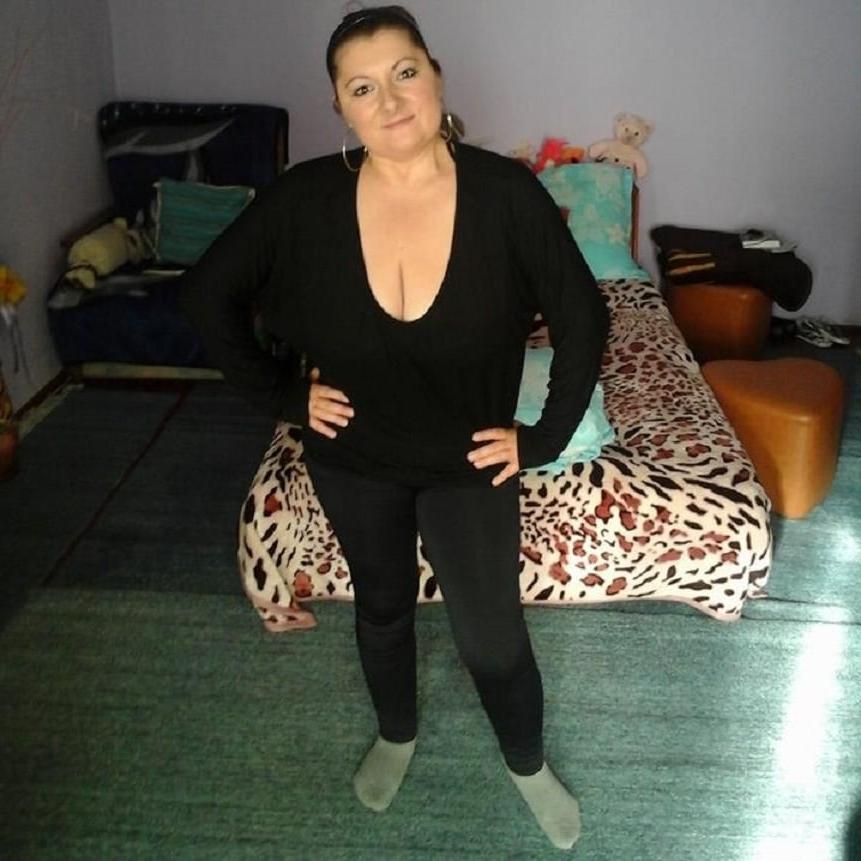 25P ROU ROMANIAN MILFS 63 MOM IS A FAT SLUT