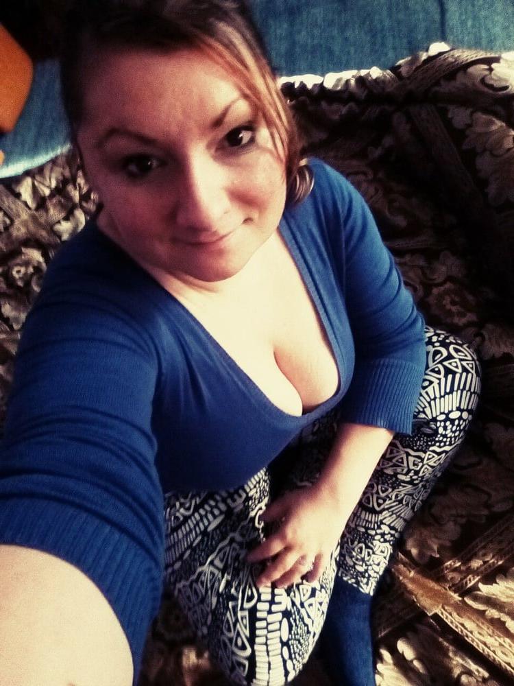 25P ROU ROMANIAN MILFS 63 MOM IS A FAT SLUT
