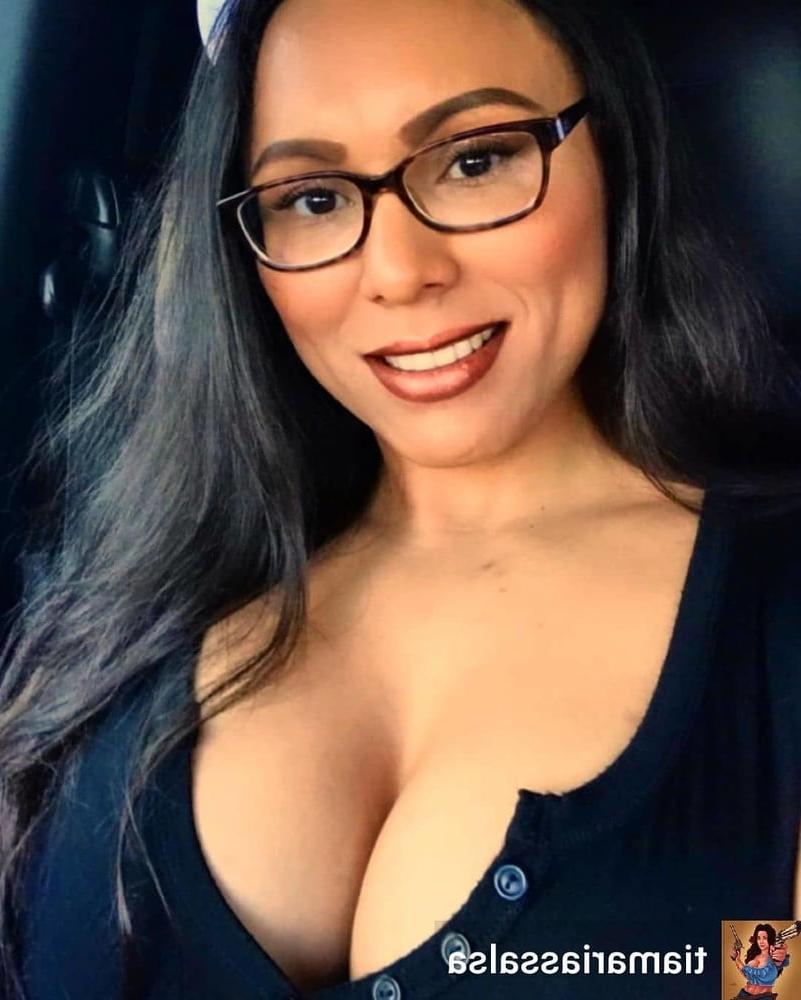 25P Curvy Girls and damn hot Asses 24