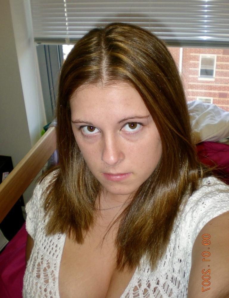 25P Curvy Big Tit Fat Ass Army Wife  MILF Whore