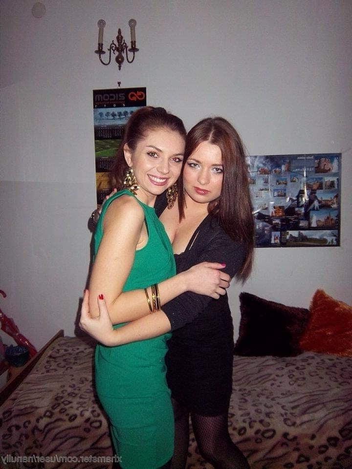 25P Girls in Pantyhose-Stocking - 118