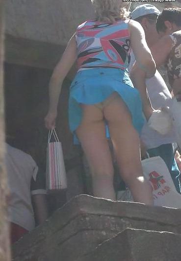 25P Beautiful Upskirt Babes 4 by Voyeur TROC