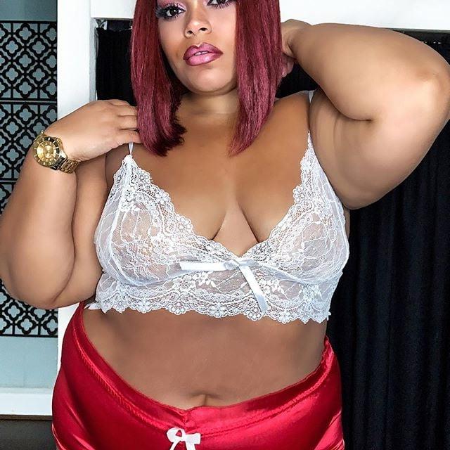 21P curvy girls
