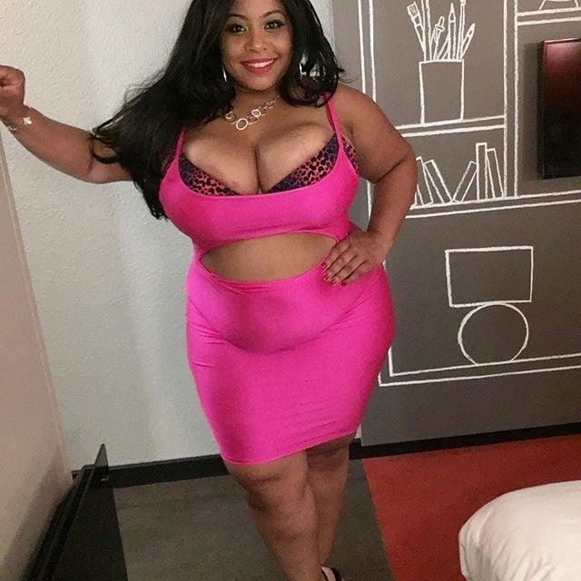 21P curvy girls