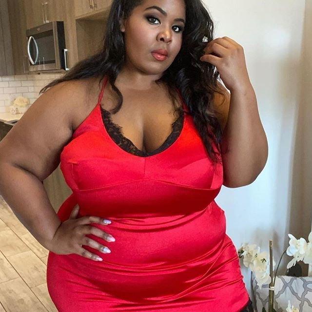 21P curvy girls