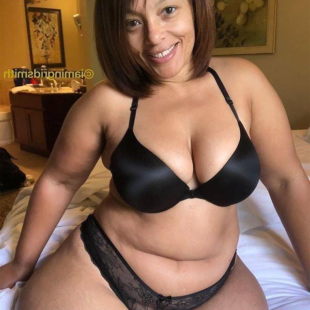 21P curvy girls