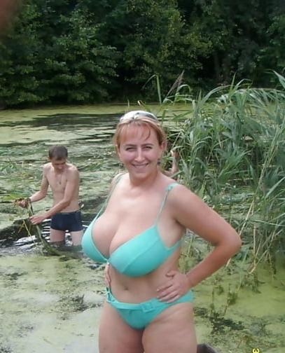 25P Curvy Girls and damn hot Asses 47