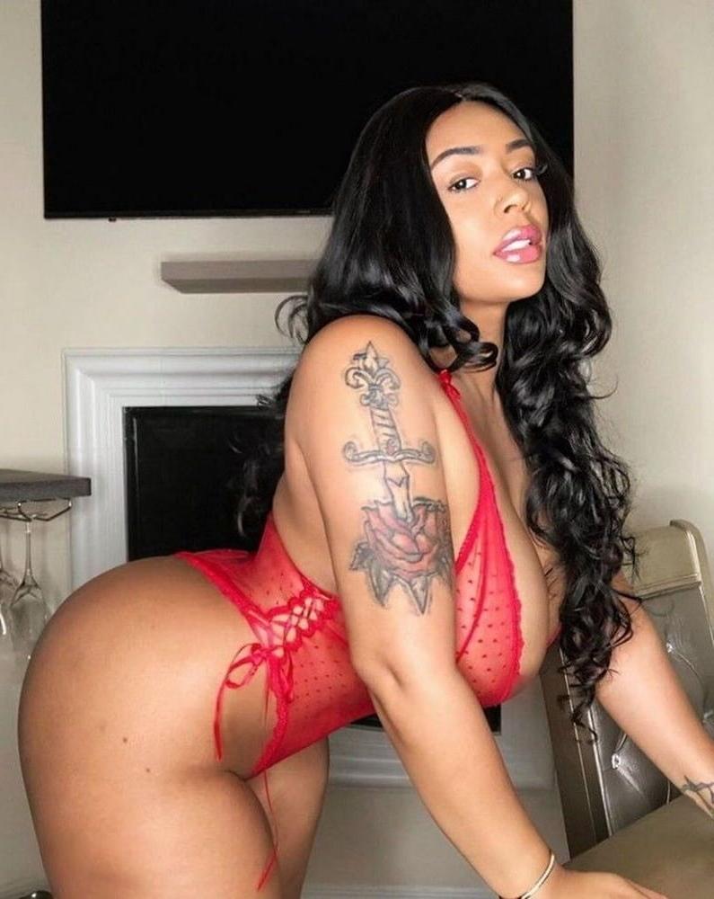25P Curvy Girls and damn hot Asses 66