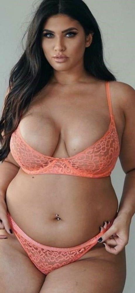 25P Curvy Girls and damn hot Asses 66