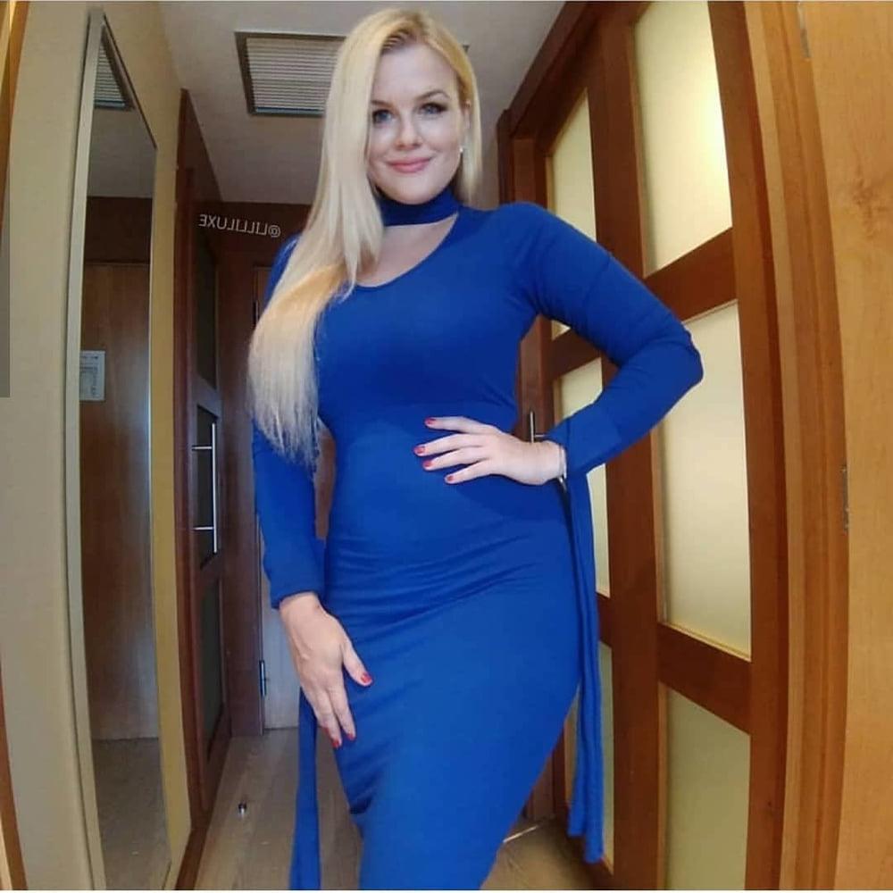 25P Curvy Girls and damn hot Asses 25