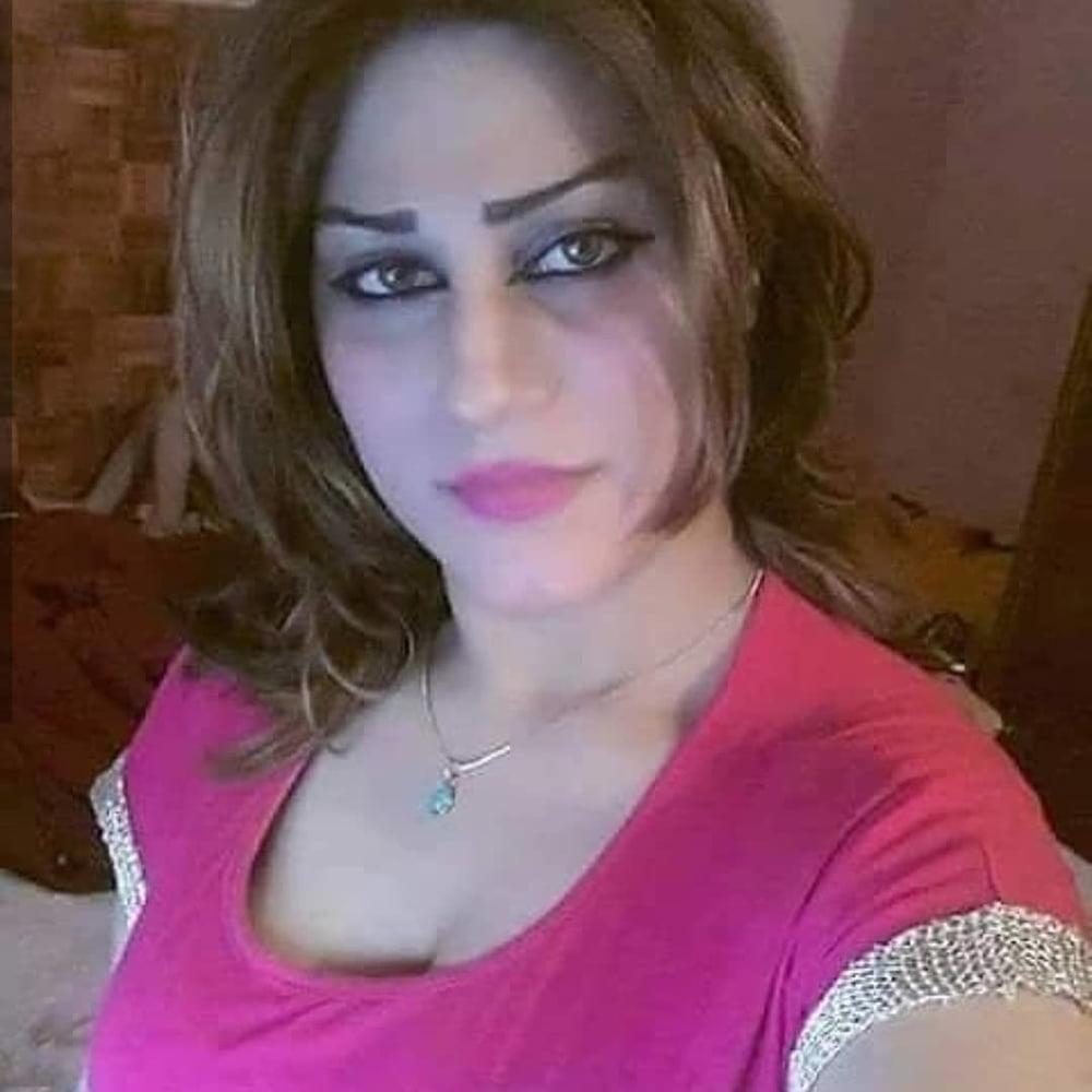 25P Curvy Girls and damn hot Asses 25
