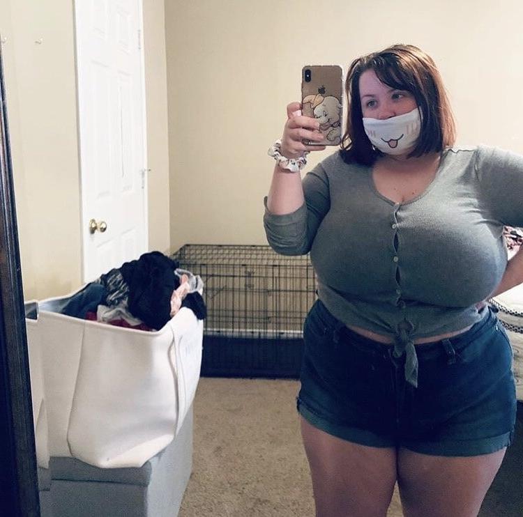 25P Fat Chicks With Deceptively Thin Faces 14