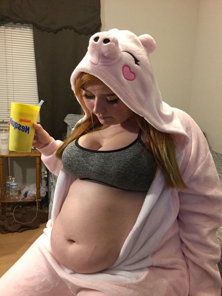 25P Fat Chicks With Deceptively Thin Faces 14