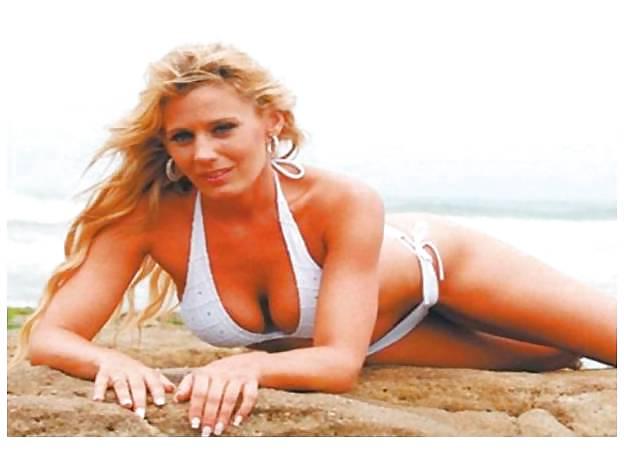 15P Rocio Marengo Hot Argentinian Milf
