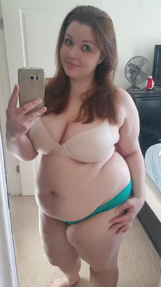 25P Fat Chicks With Deceptively Thin Faces 13