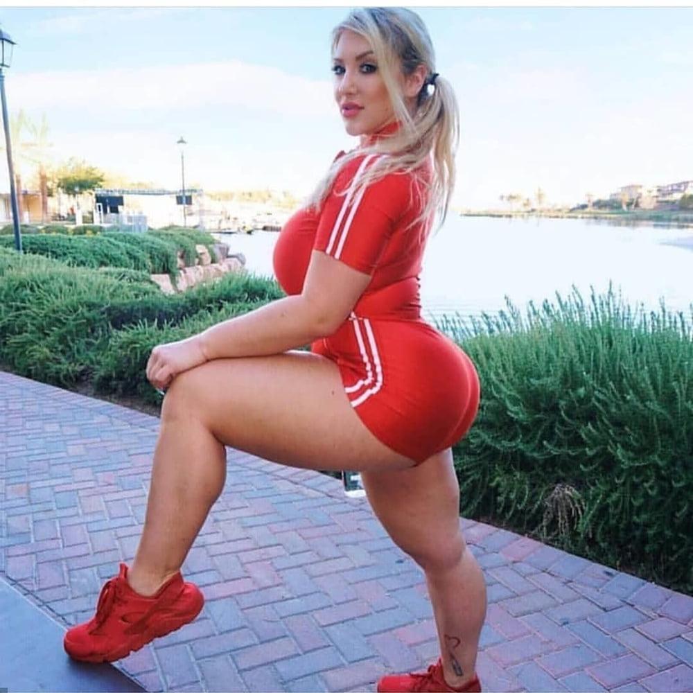 25P Curvy Girls and damn hot Asses 31