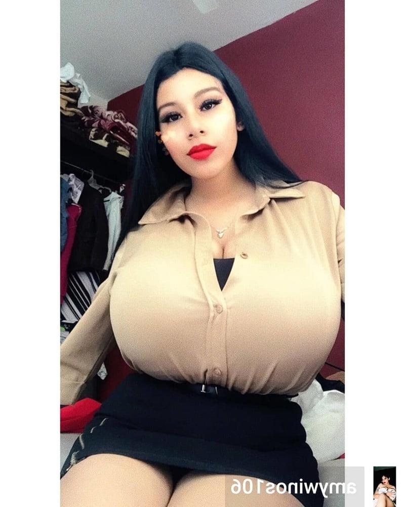25P Curvy Girls and damn hot Asses 23