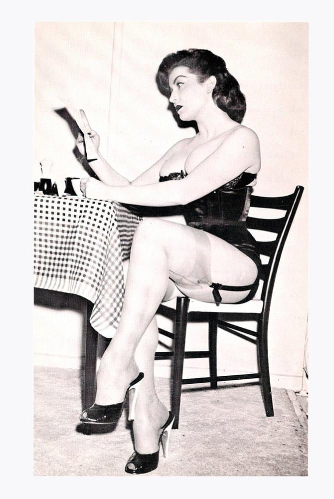 25P Mistress in Satin - Diane Kaye - 1960'S