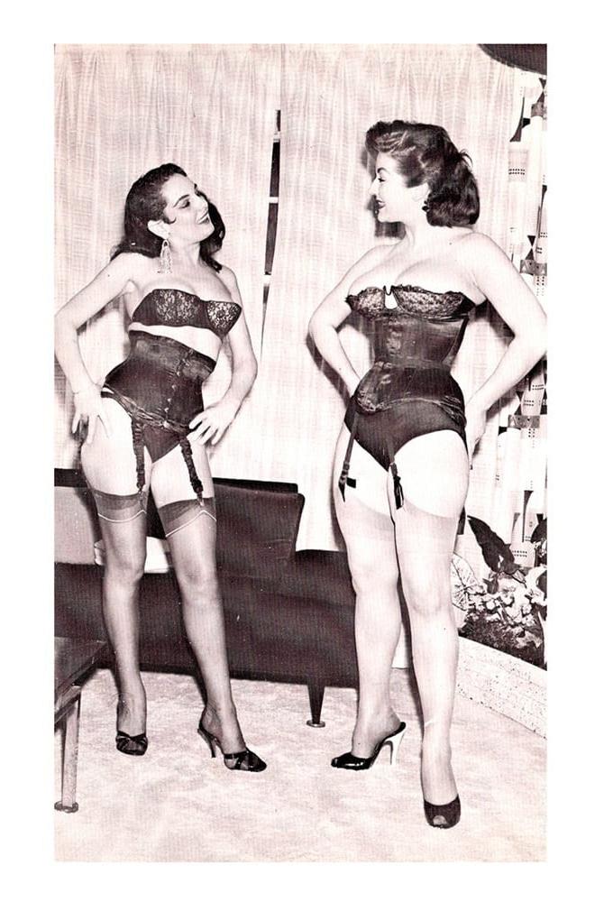 25P Mistress in Satin - Diane Kaye - 1960'S