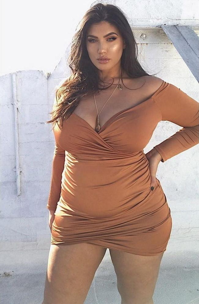 25P Curvy Girls and damn hot Asses 53
