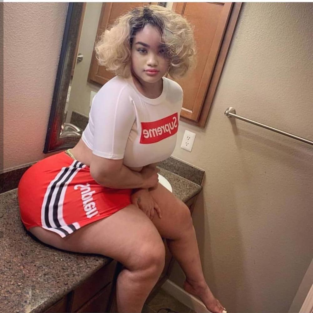25P Curvy Girls and damn hot Asses 28