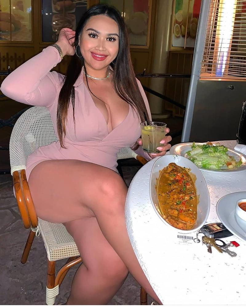 25P Curvy Girls and damn hot Asses 28