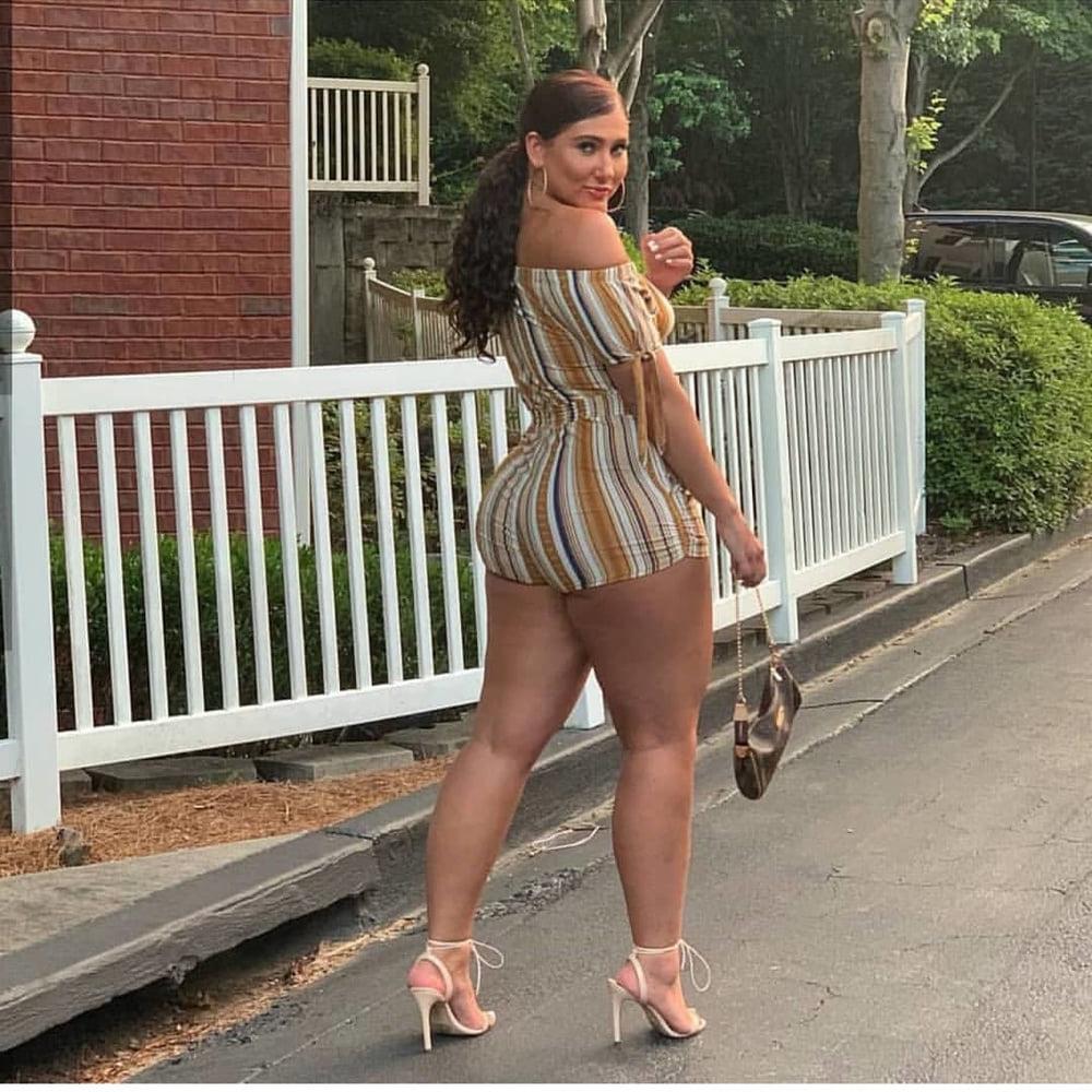 25P Curvy Girls and damn hot Asses 28