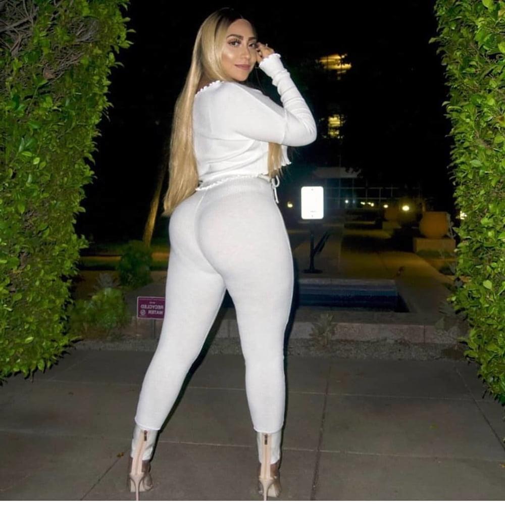 25P Curvy Girls and damn hot Asses 27