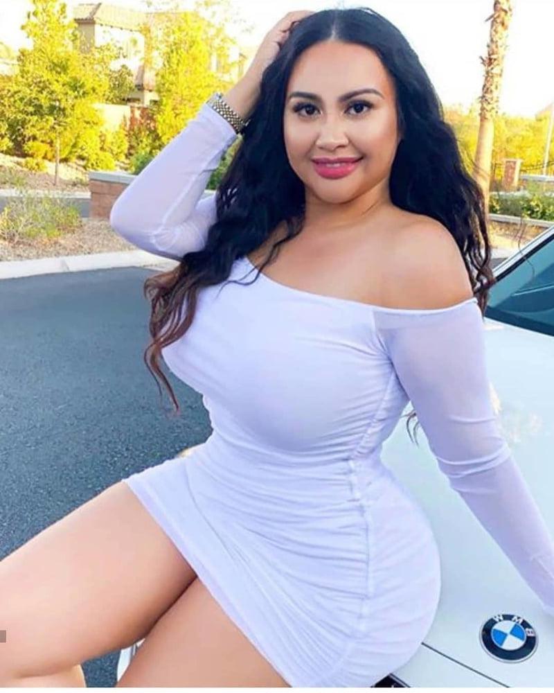 25P Curvy Girls and damn hot Asses 27