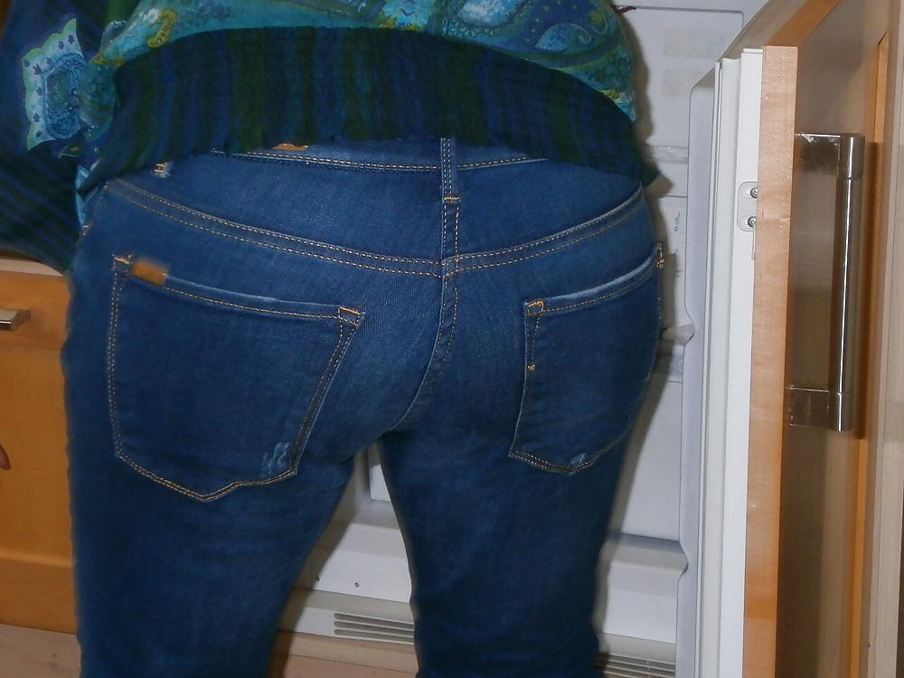 8P Panties and wife in jeans