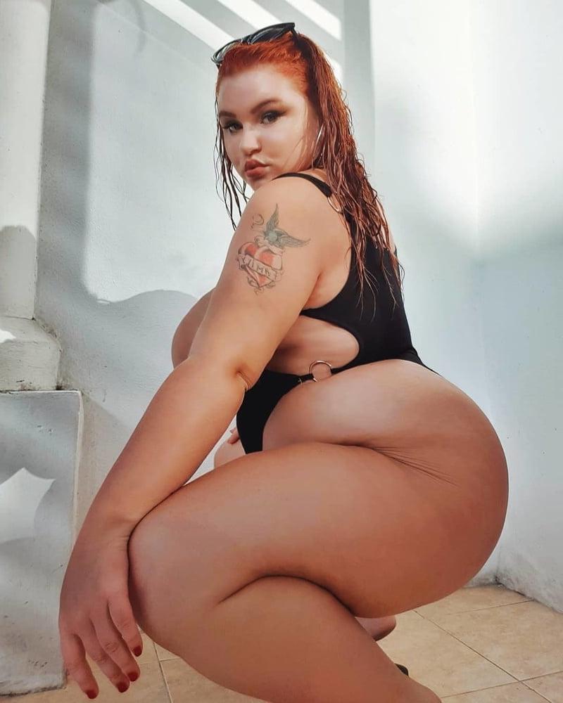 25P Curvy Girls and damn hot Asses 41