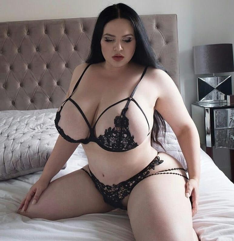 25P Curvy Girls and damn hot Asses 41