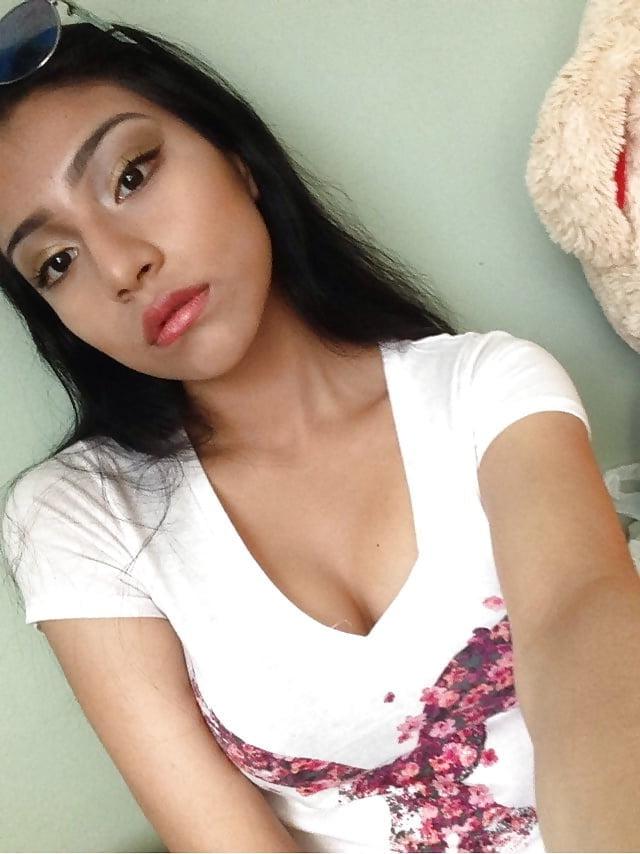 25P HOT STUFF OF GIRLS 2020