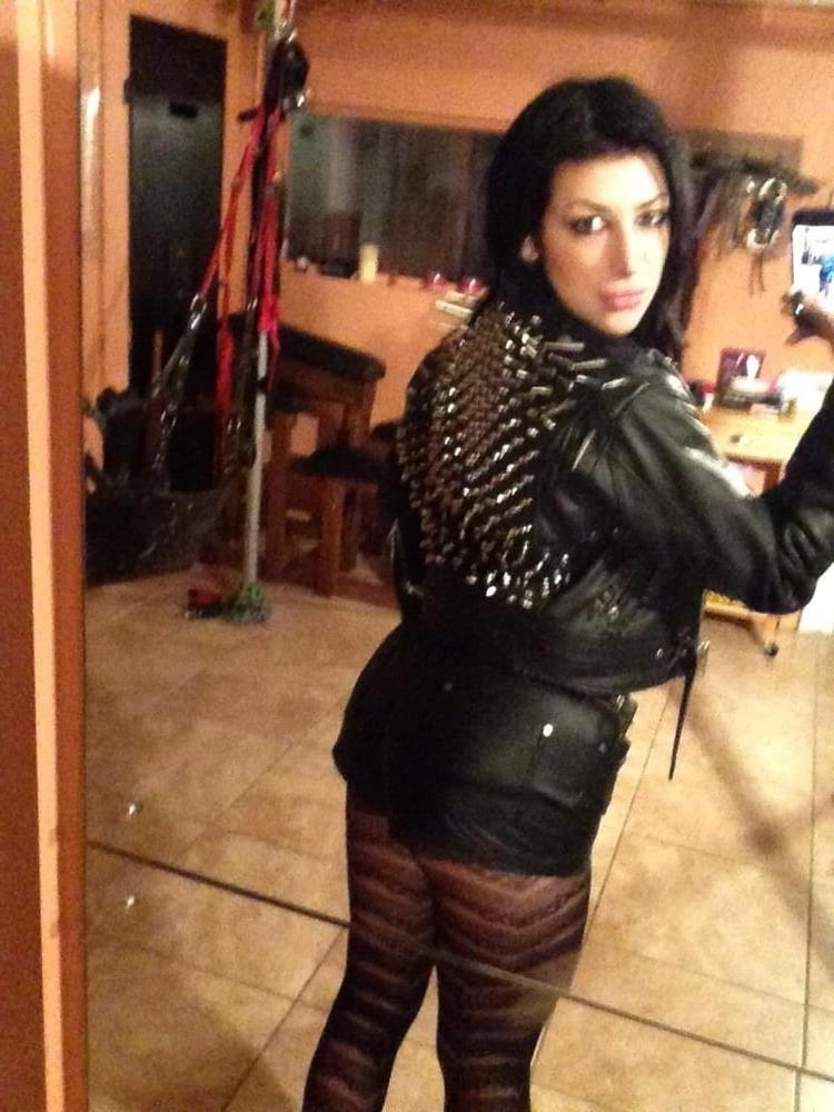 25P Curvy Girls and damn hot Asses 48
