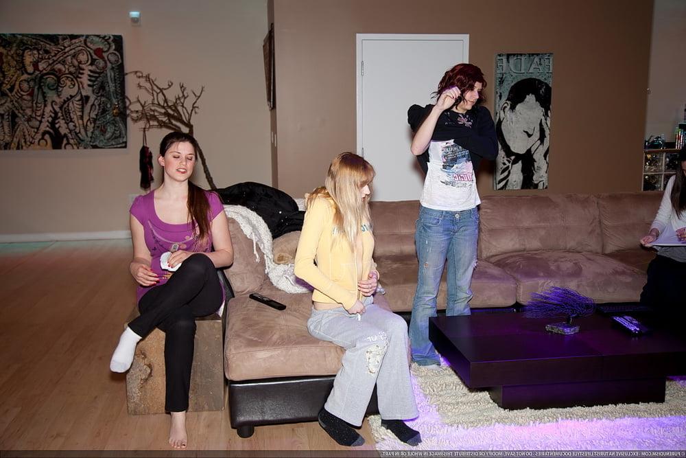25P Nudist Girls 08