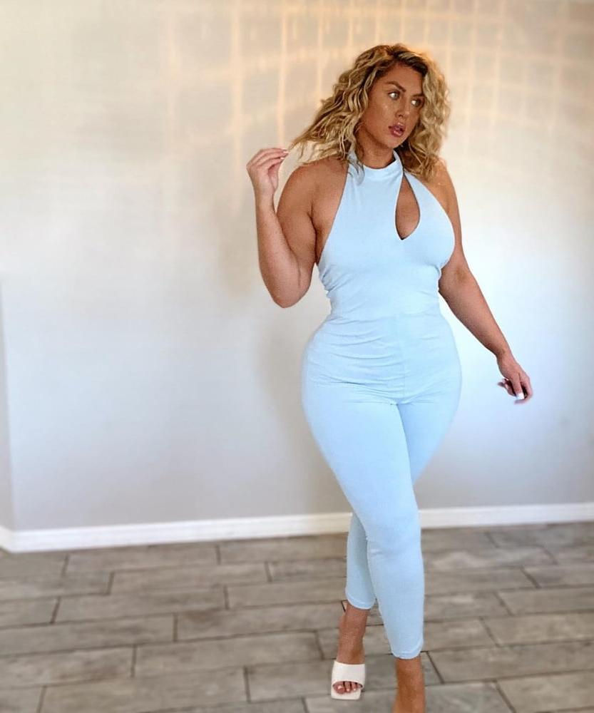25P Curvy Girls and damn hot Asses 19