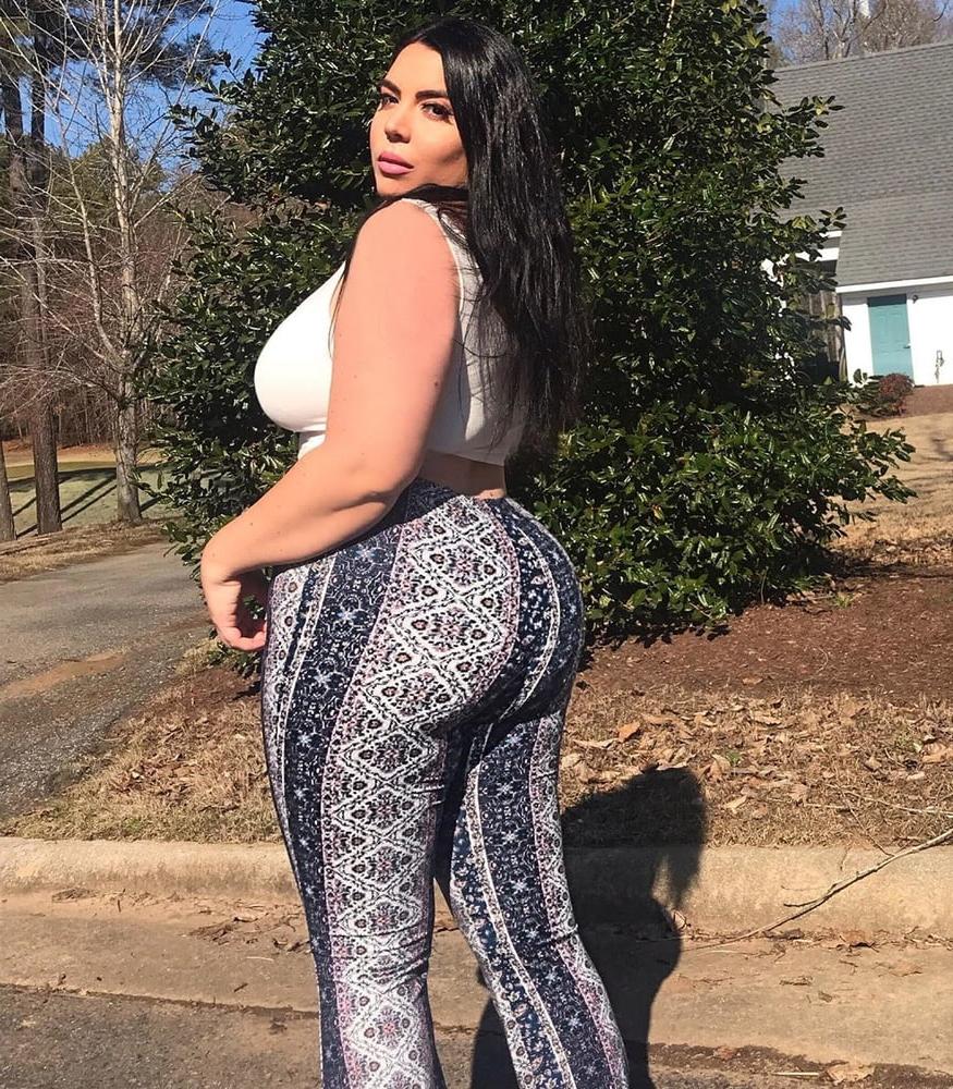 25P Curvy Girls and damn hot Asses 19
