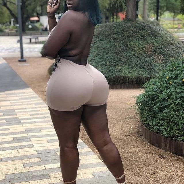 25P Curvy Girls and damn hot Asses 12