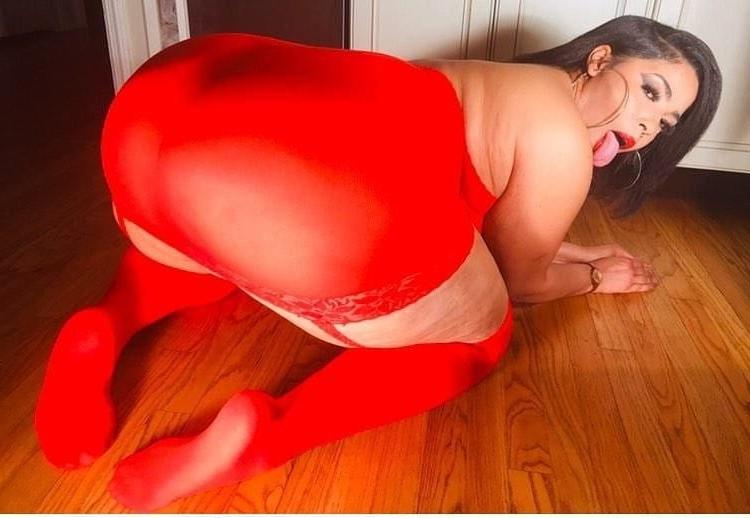 25P Curvy Girls and damn hot Asses 32