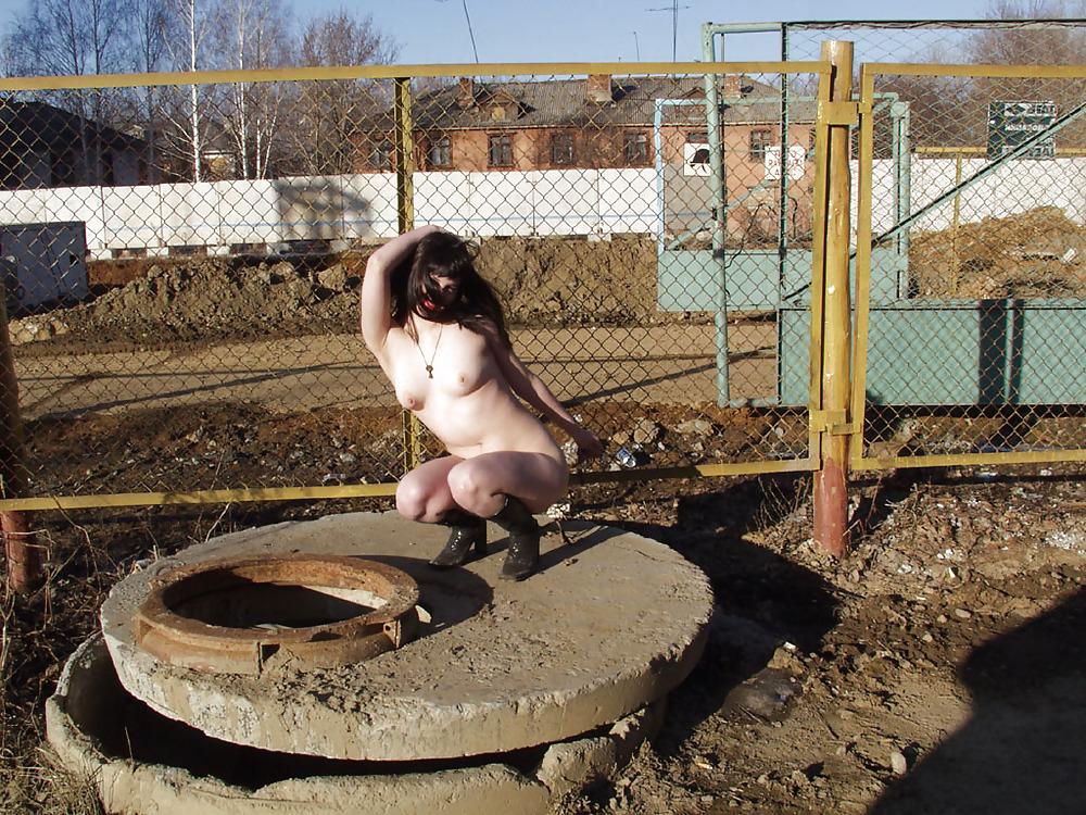 25P Public Nudity